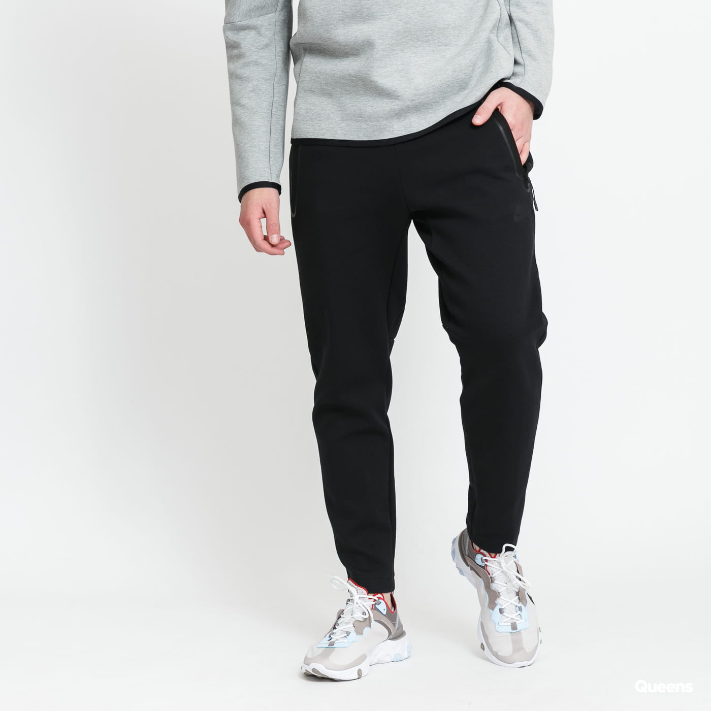 Pants and jeans Nike Sportswear W Essential Fleece Pants Black/ White |  Footshop