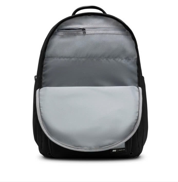 gen-n-z7147745262882_66855940ac1c2f97d926c9b7134e45d6